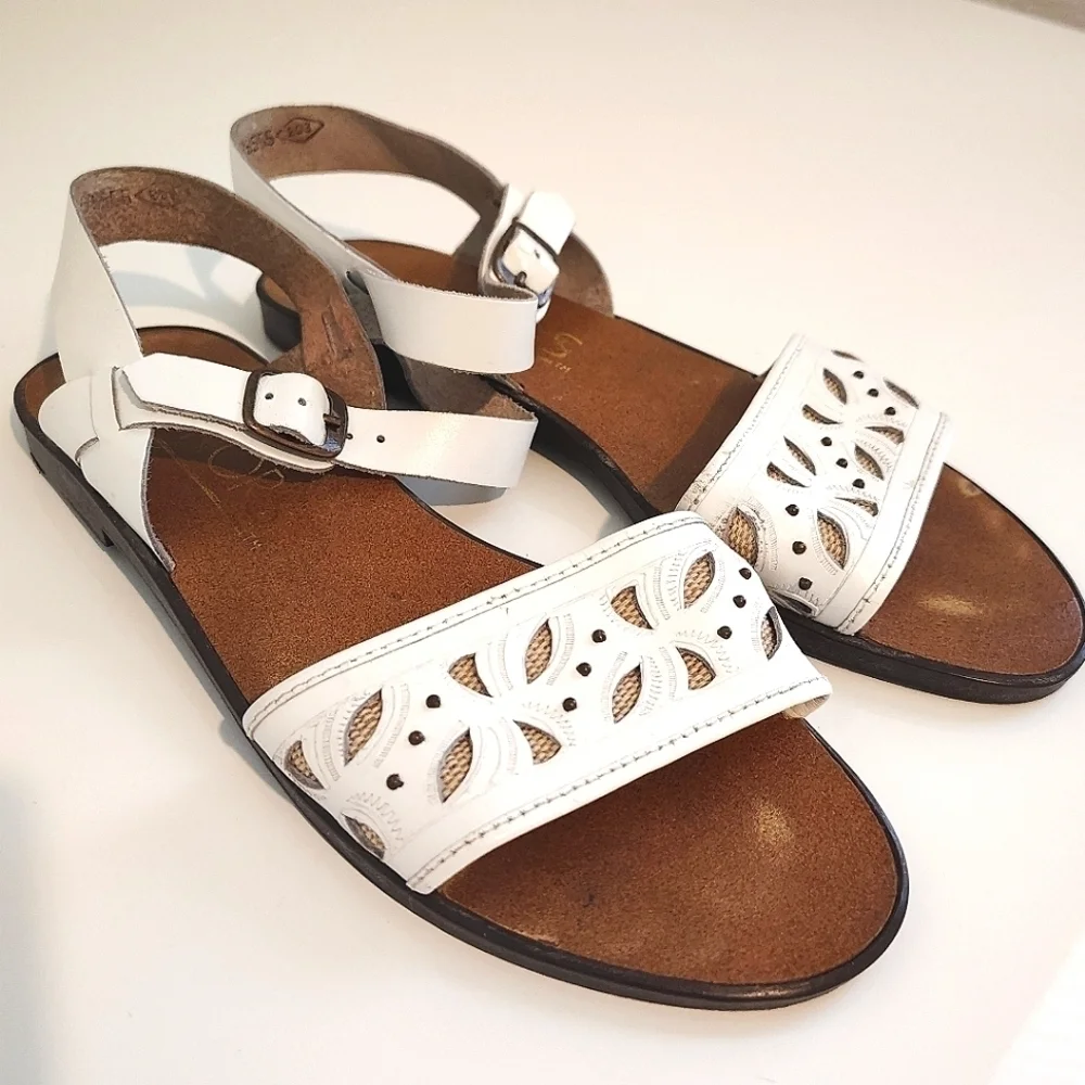 Vintage White Leather Sandals